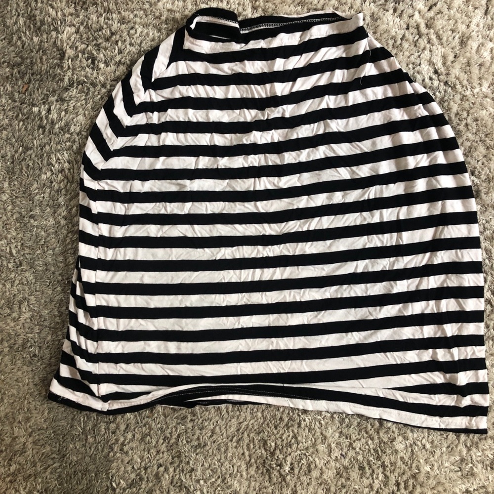 Itzy Ritzy car seat/ nursing cover - Picture 3 of 3